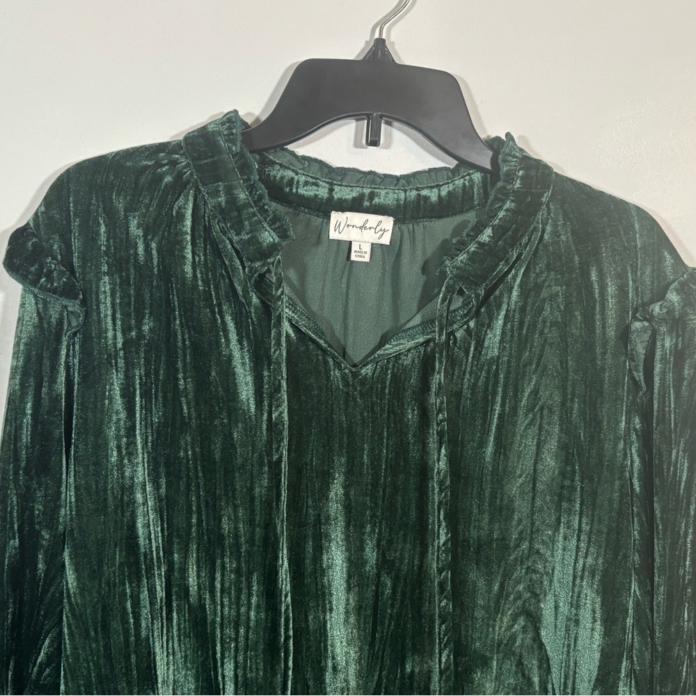 Wonderly Emerald Green Velvet Ruffle Blouse L Women’s Long Sleeve Holiday Top - Picture 2 of 11
